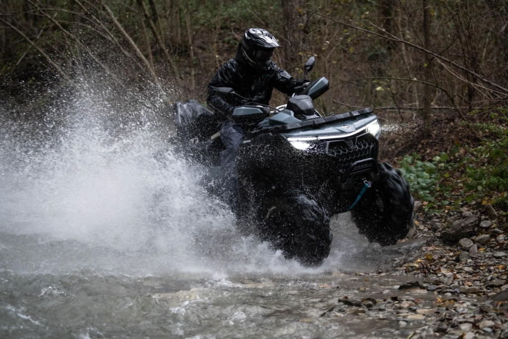 CFMOTO CFORCE 1000 на складному бездоріжжі